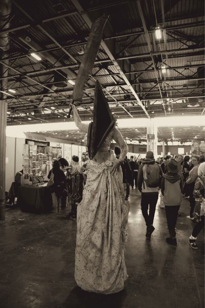 Redheart - Pyramid head 