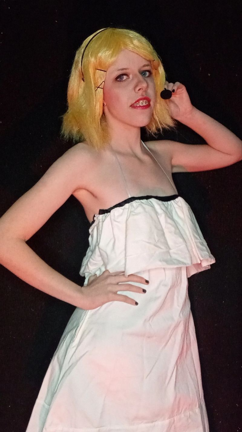 Liam_ – Rin adolescence