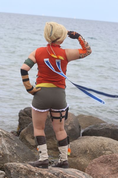Amy-sama - Rikku mit Yuna&Lulu