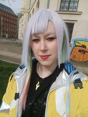 Selfies II preview 2
