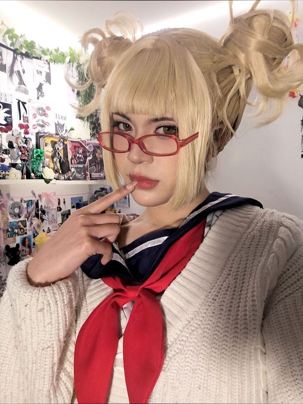 Lena – Toga himiko