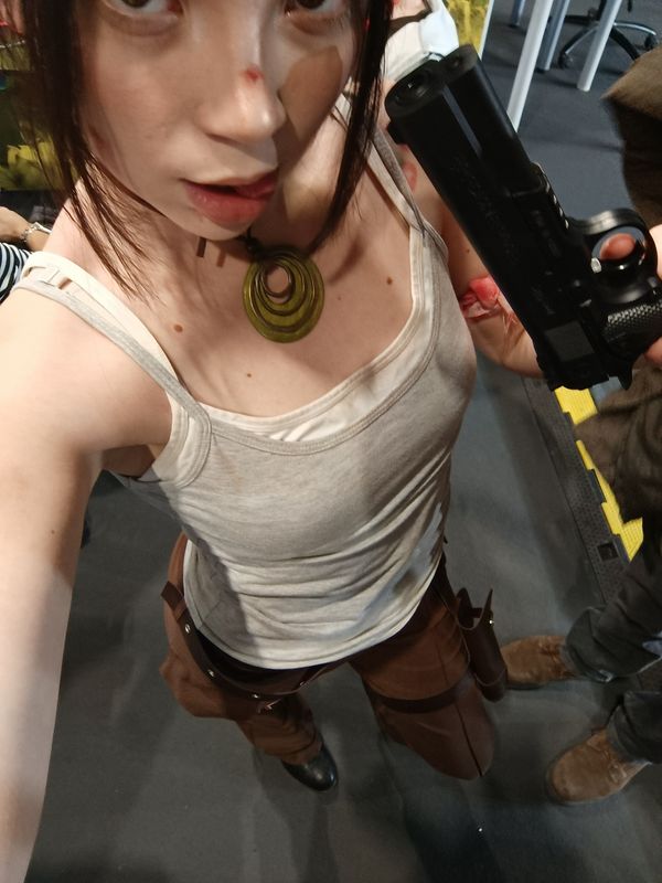 Zekstrex, Lara Croft